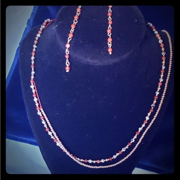 5/$25 Layered Necklace and Earrings Set NWT - Picture 1 of 1